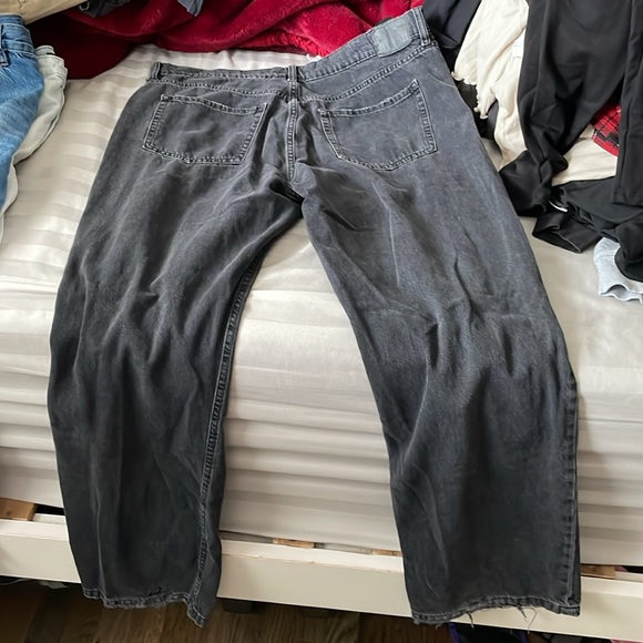 Selling 7 different jeans, DO NOT WANT ANYMORE - Picture 7 of 15